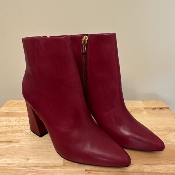 Vince Camuto Leather Deep Red Ankle Boots - Picture 1 of 6